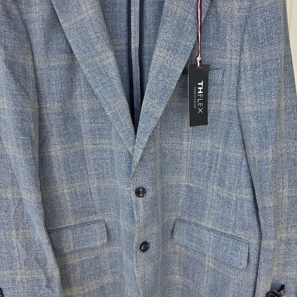 NWT Tommy Hilfiger Gene Men’s Blazer 46R Light Blue Plaid Sport Coat MSRP $295 - Picture 5 of 14